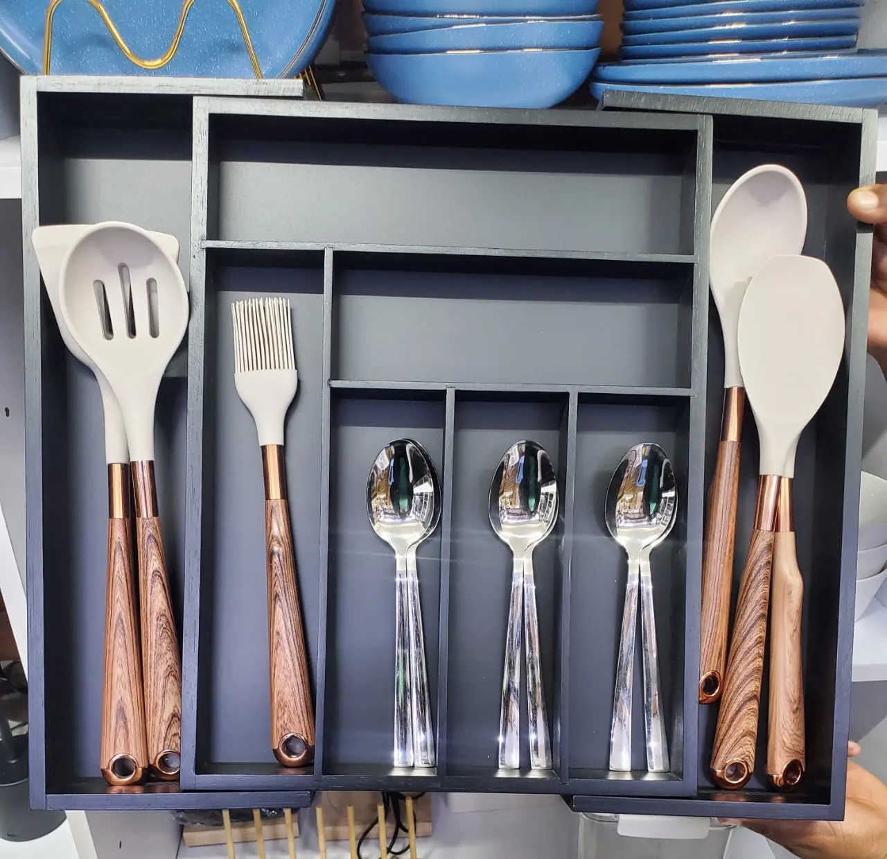 Multifunctional Bamboo drawer organizer - Image 3